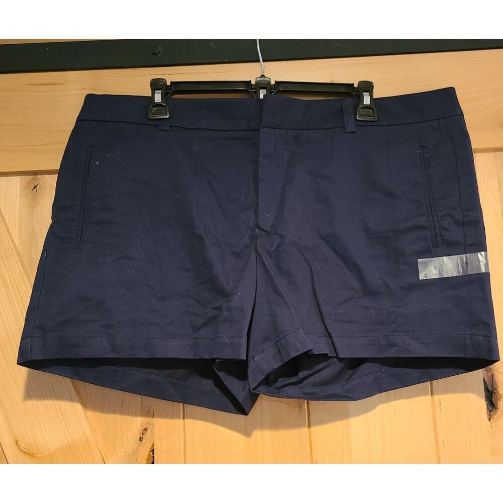 NWT JC Penny Women's Stylus Shorts Size 16 Short Williamsburg Navy 40x4"